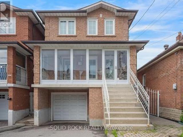 18 Maple Bush Avenue, Toronto, ON, M9N 1S6 house for sale | Listing ID W13687 | Royal LePage