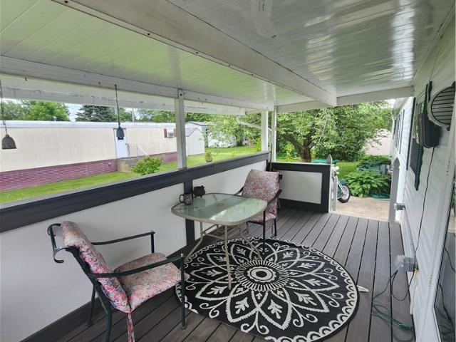 18 Meadowlark Drive