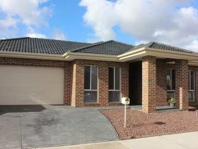 18 Minto Avenue, Epping, VIC 3076