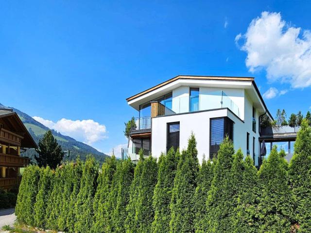 1/8 Miteigentum · Terrassenwohnung in Brixen im Thale mit zwei Sonnenterrassen & privater Sauna