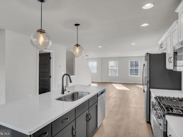 18 Morgan Circle # 006 01