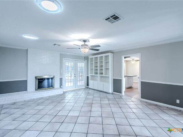 18 Morgans Point Boulevard
