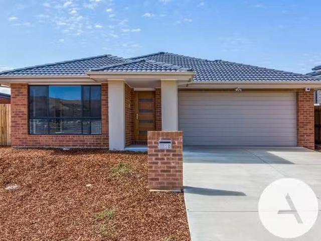 18 Munjuwa Street, Ngunnawal House for rent Listed by Luke St.
