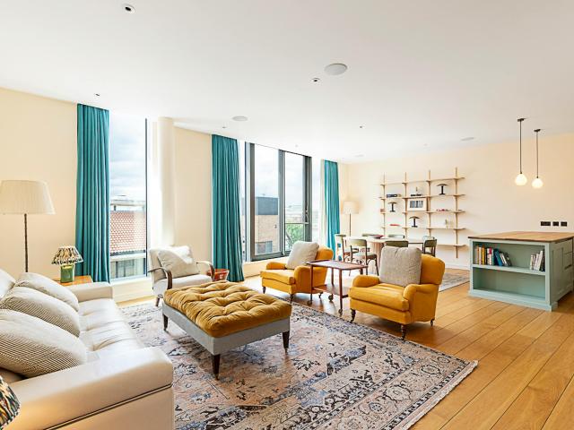 18 New Globe Walk, London, SE1 9DR, United Kingdom | 3 bed apartment for rent #167679528 | Rentberry
