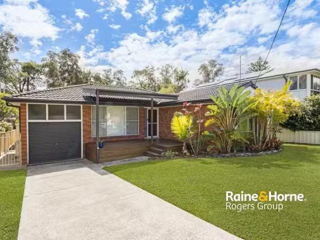 18 Nicholson Crescent, Toukley, NSW 2263