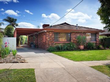 18 Nicole Crescent, WODONGA VIC 3690