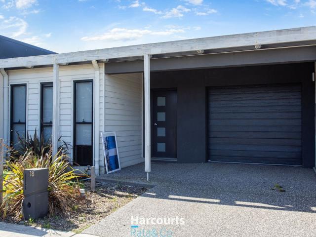 18 Oscar Circuit, Roxburgh Park, VIC 3064