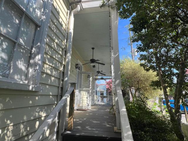 18 Pinckney Street