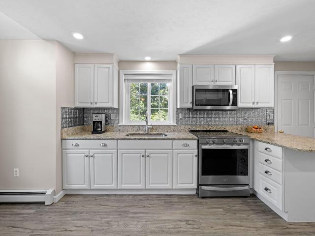 18 Pleasant Wood Drive