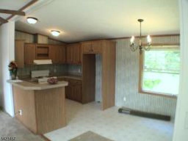 18 Pursel St