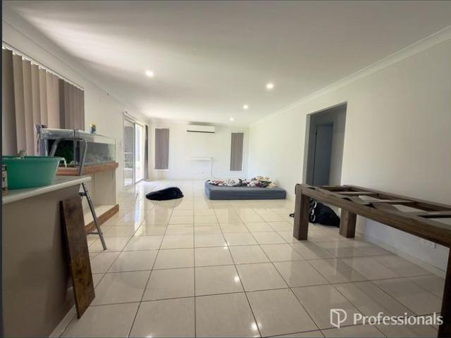 18 Regal Park Drive, Oxley Vale