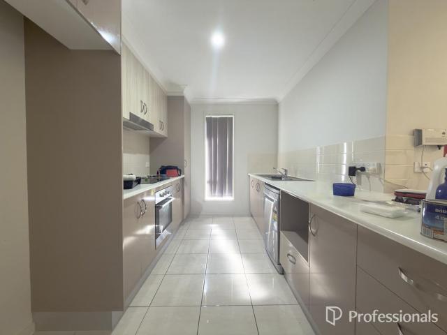18 Regal Park DriveOxley Vale NSW 2340, Australia