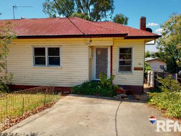 Junee, New South Wales, Marinna