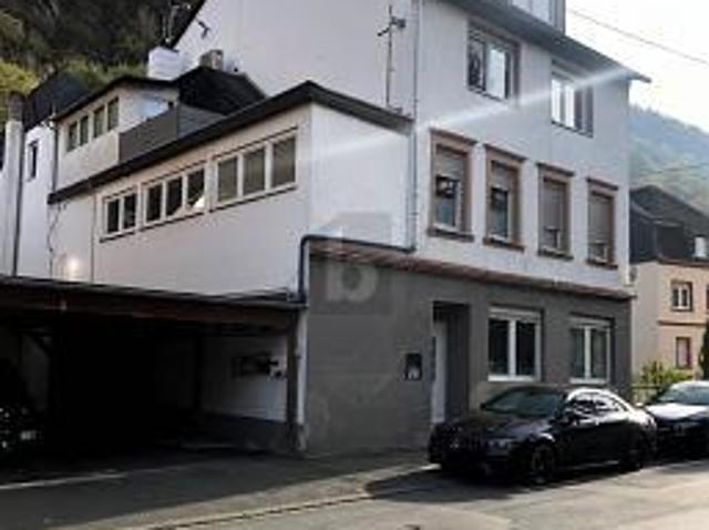 18 Schlafzimmer Haus Traben Deutschland 104805433