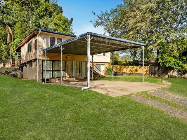18 School Road, Redbank Plains, QLD 4301 House for Rent Ray White Forest Lake QLD