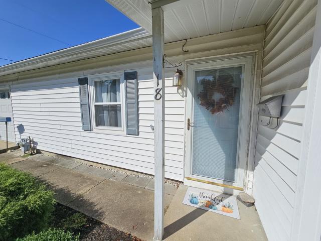 18 SE Crescent Drive