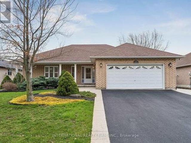 18 Sea Breeze Drive, Norfolk, ON, N0A 1N7 house for sale | Listing ID X13027 | Royal LePage