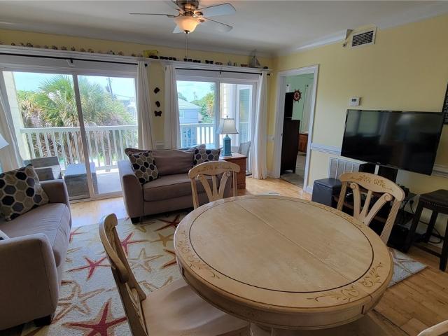 18 Silver Ave, Unit 4, Tybee Island, GA 31328 | MLS #SA332200