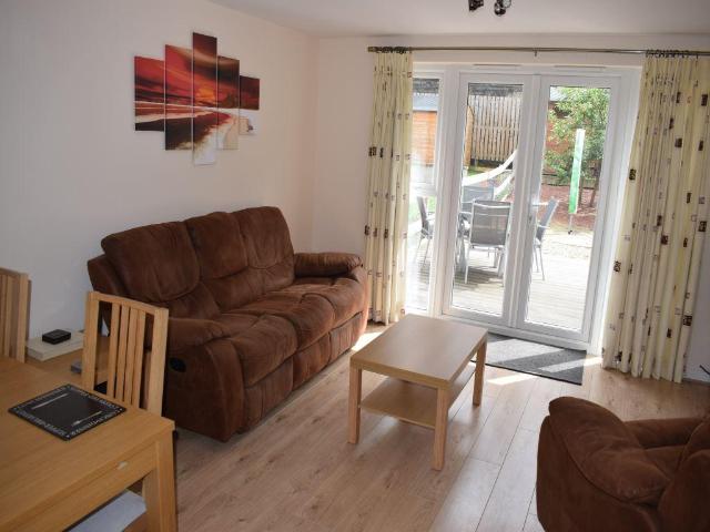 18 Slateford Gait, City of Edinburgh, EH11 1GU, United Kingdom | 4 bed townhouse for rent #128034651 | Rentberry
