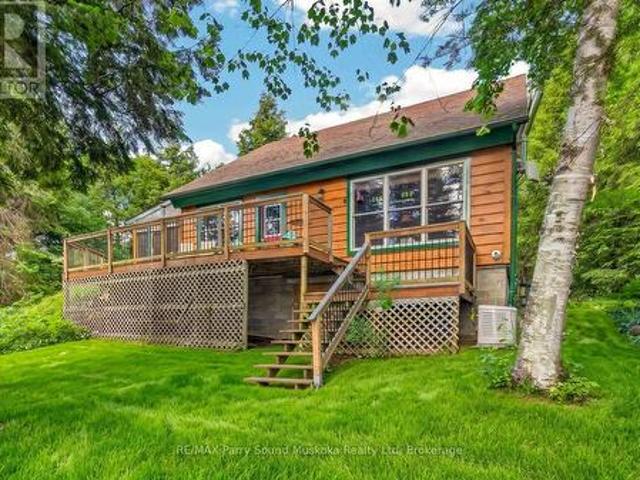 18 Smokey Road, Whitestone Hagerman, ON, P0A 1G0 house for sale | Listing ID X13545 | Royal LePage