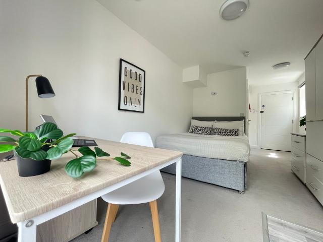 18 St Marys Place, Southampton SO14, Studio to rent, £1,050 pcm | PrimeLocation