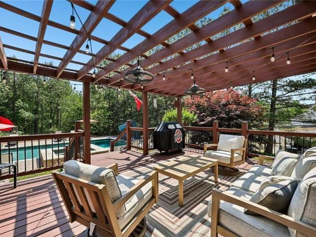 18 Stoneridge Court