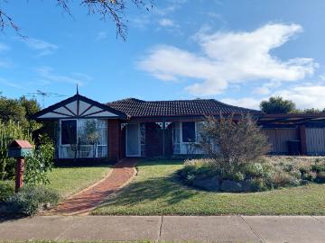 18 Stanley Crescent, Brookfield VIC 3338 House For Rent | Domain
