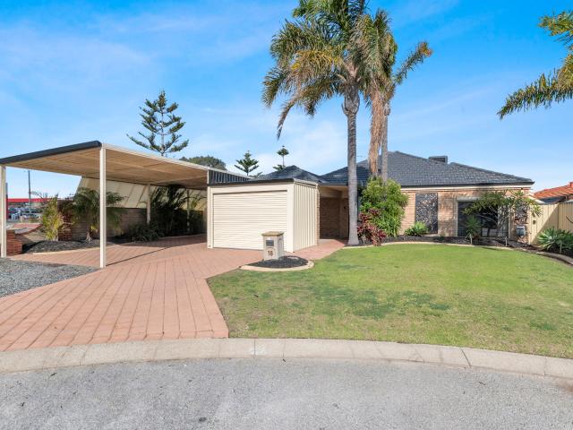 18 Summer Hill Place Warnbro, WA 6169