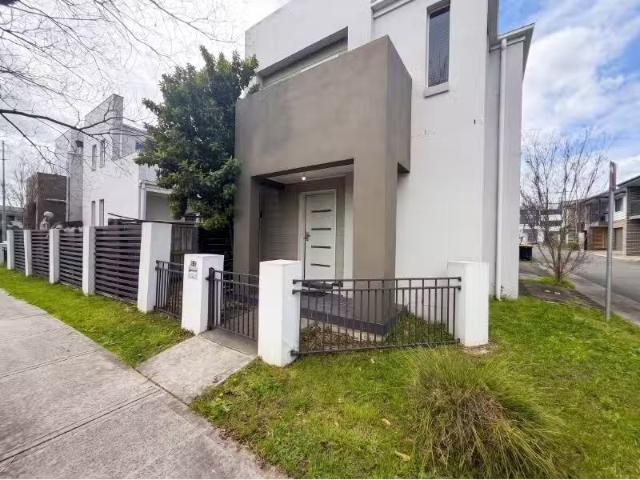 18a Burrows Street, PENRITH Apartment for rent Listed by Siob.