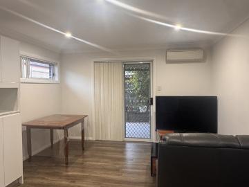 18A Lavender CloseCasula NSW 2170, Australia