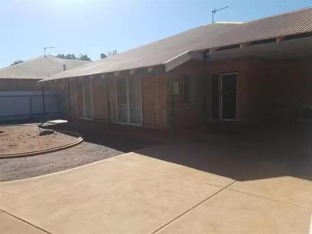 18B Lewis Drive, Nickol, WA 6714