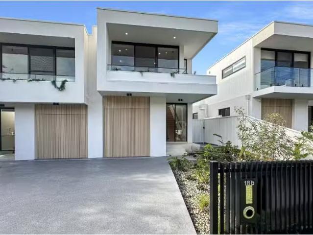 18B Whitewood Place, Caringbah South Townhouse for rent Liste.