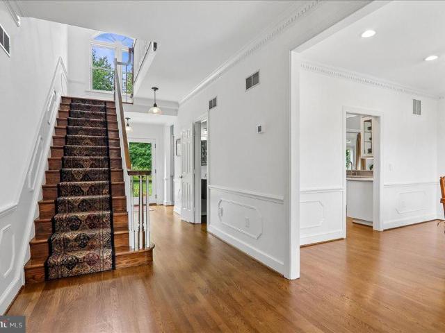 1904 Mason Hill Drive