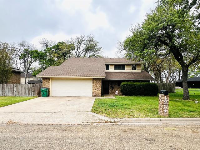 1904 N Hoover Ave, Cameron, TX 76520 | MLS #606936