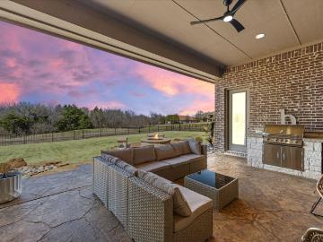 1904 Kings Pass, Heath, US, TX