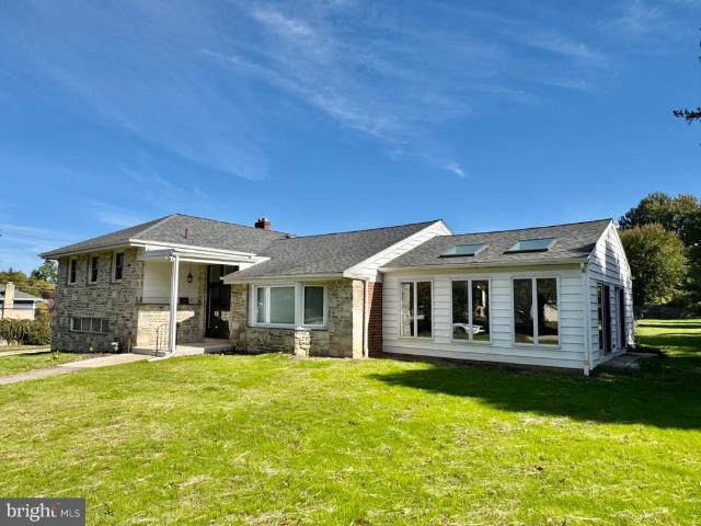 1904 Quill Lane #