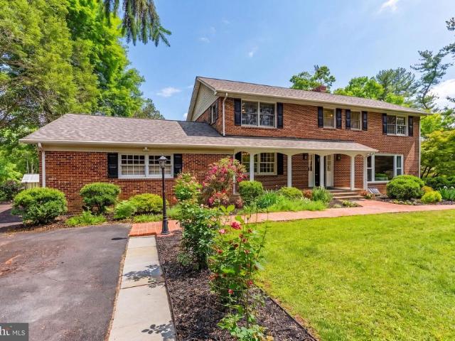 19059 carleton dr