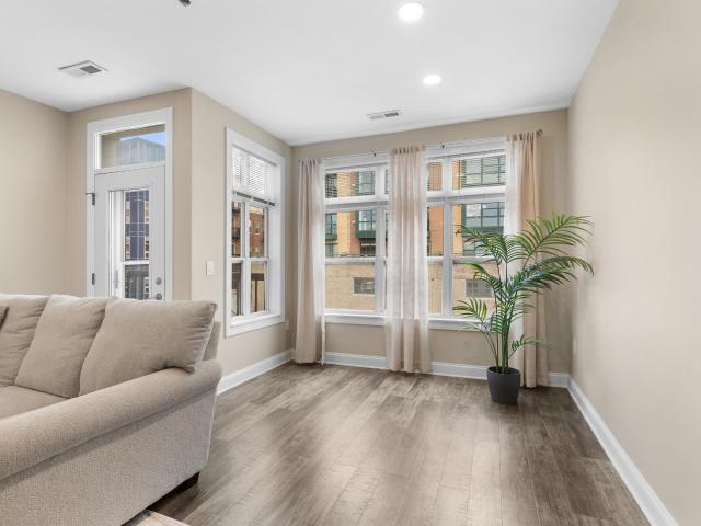 1905 N Water St, Unit 409