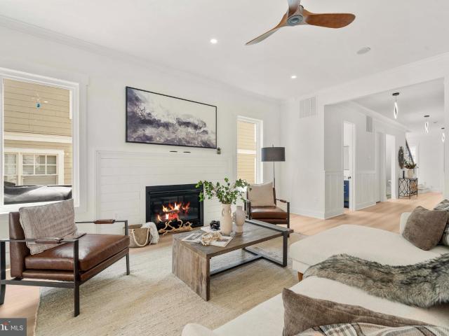 1905 N Taylor St, Arlington, VA 22207 | MLS #VAAR2073