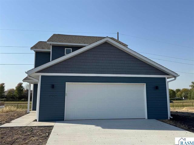 1905 Bluestem Drive