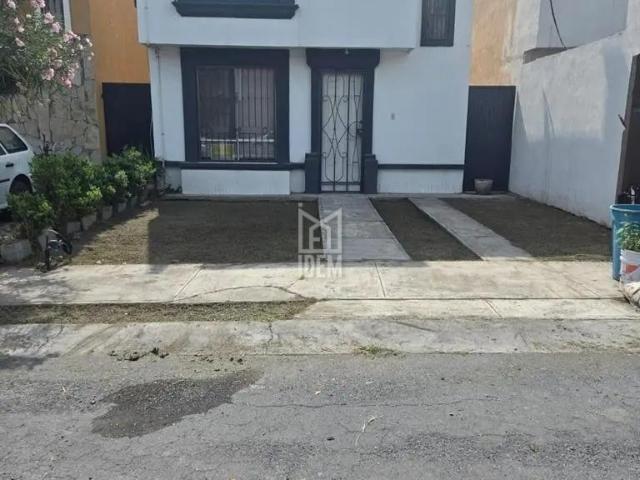1905 Casa en renta Puerta del norte Escobedo