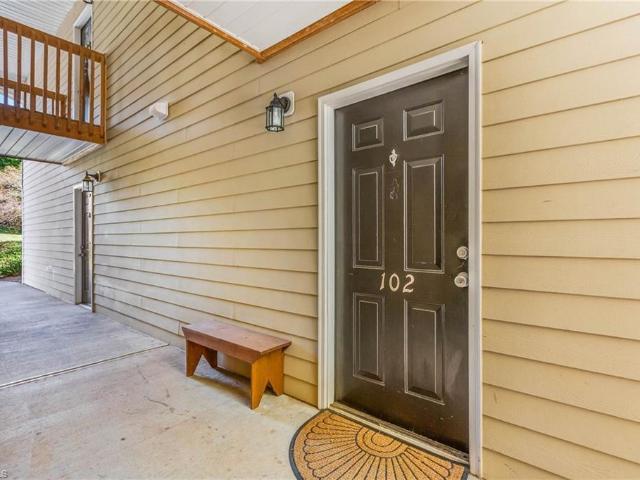 1905 Crest Hollow Drive #102