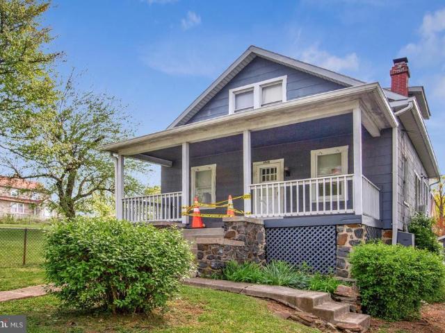 1905 Featherbed Lane
