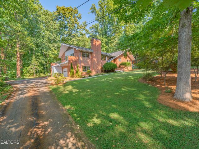 1905 Kemper Lane