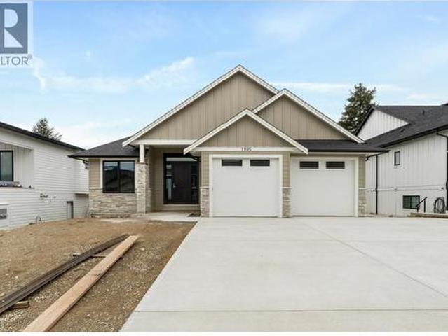 1905 35 Street Ne, Salmon Arm, BC, V1E 1M9 house for sale | Listing ID 10381 | Royal LePage