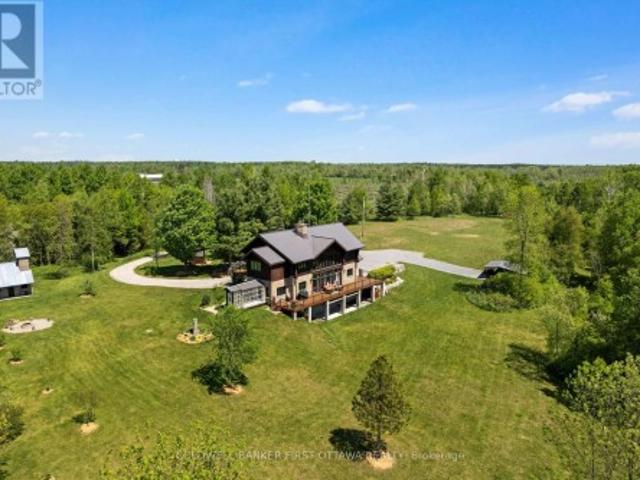 19067 Highway 7, Tay Valley, ON, K7H 3C6 house for sale | Listing ID X13757 | Royal LePage