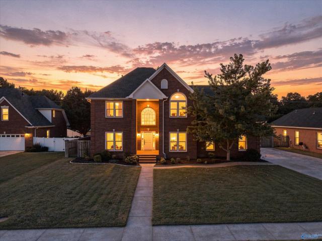1906 Colony Way SW
