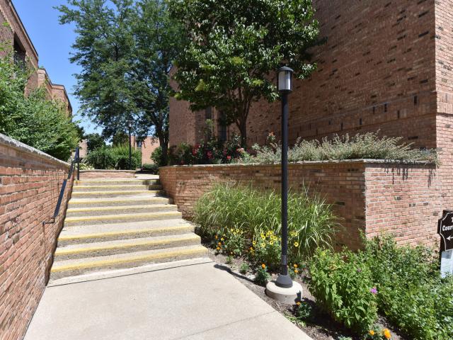 1906 E Shorewood Blvd, Unit 265