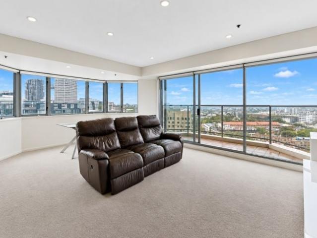 1907/2 Quay Street, Haymarket | Village Property