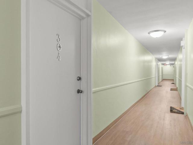 1907 Robinson Ave 304